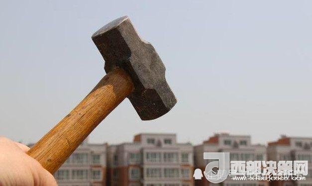 房地產(chǎn)專家劉全！高房?jī)r(jià)傷害了多少人？