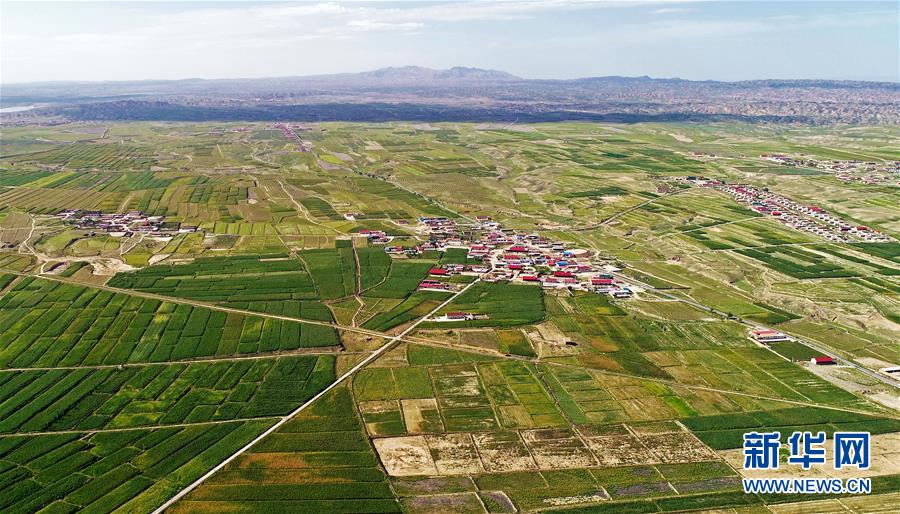 （壯麗70年·奮斗新時(shí)代——共和國(guó)發(fā)展成就巡禮·圖文互動(dòng)）（1）生態(tài)美、百姓富——品讀嶄新“寧夏畫(huà)卷”