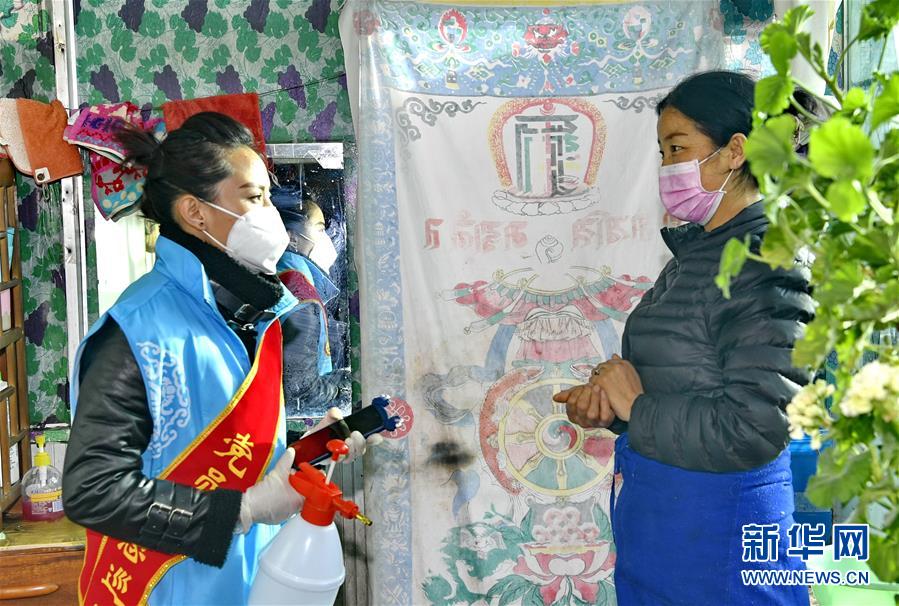 (新華全媒頭條·圖文互動)(9)血脈同心 共盼春來——疫情阻擊戰(zhàn)中的雪域故事