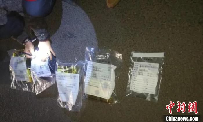圖為云南警方查獲的毒品?！≡颇鲜」矎d供圖 攝
