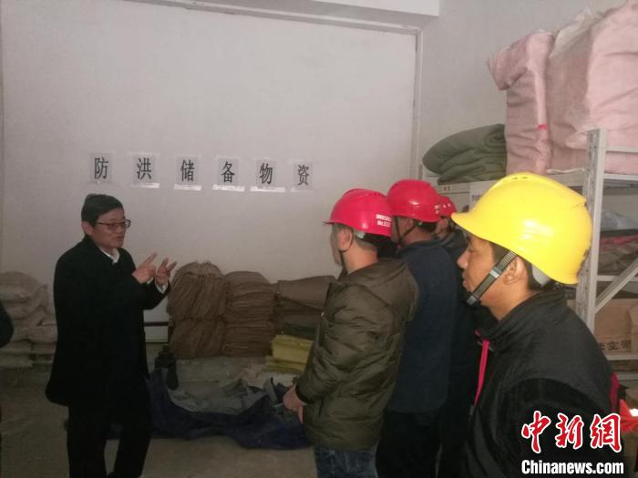 圖為西藏自治區(qū)應(yīng)急管理廳儲(chǔ)備的防洪救災(zāi)物資(資料圖)。西藏自治區(qū)應(yīng)急管理廳 供圖