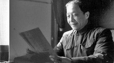 舍我其誰報國志，碧血丹心愛國情