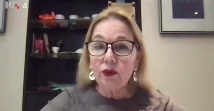 （已改）【西安無“疫”樣】克羅地亞女演員維托米拉·隆查爾：中國(guó)用長(zhǎng)遠(yuǎn)的眼光來思考 而不僅只考慮現(xiàn)狀_fororder_33